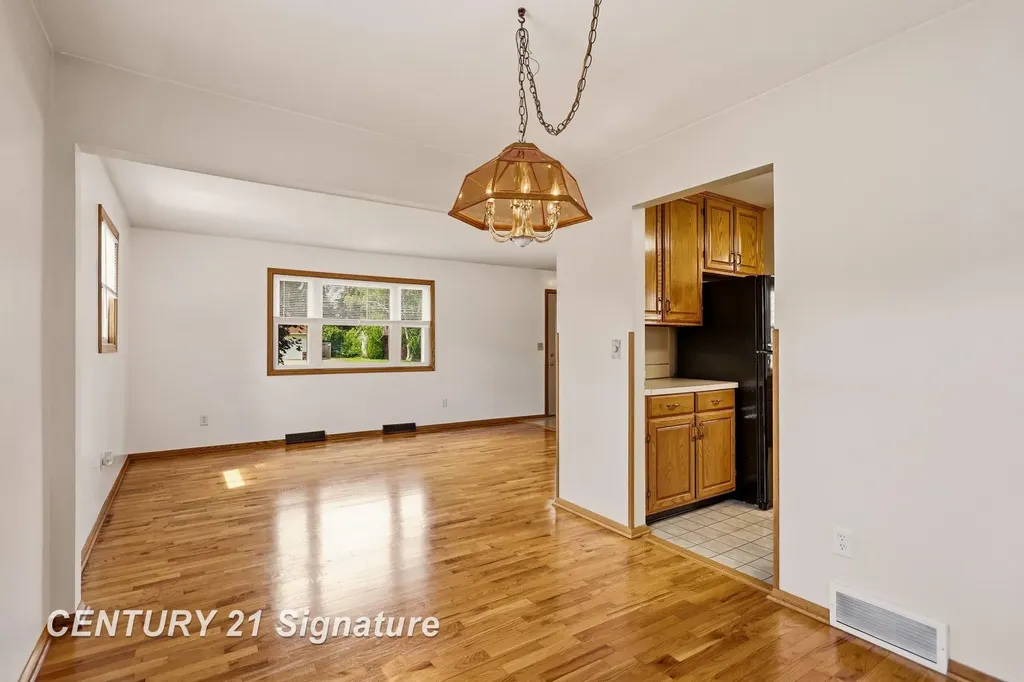 2153 Starlite Drive Saginaw Charter Township MI 48603