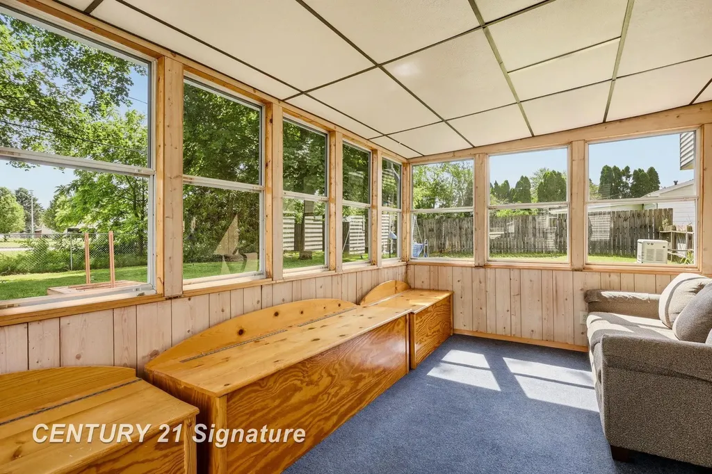 2153 Starlite Drive Saginaw Charter Township MI 48603