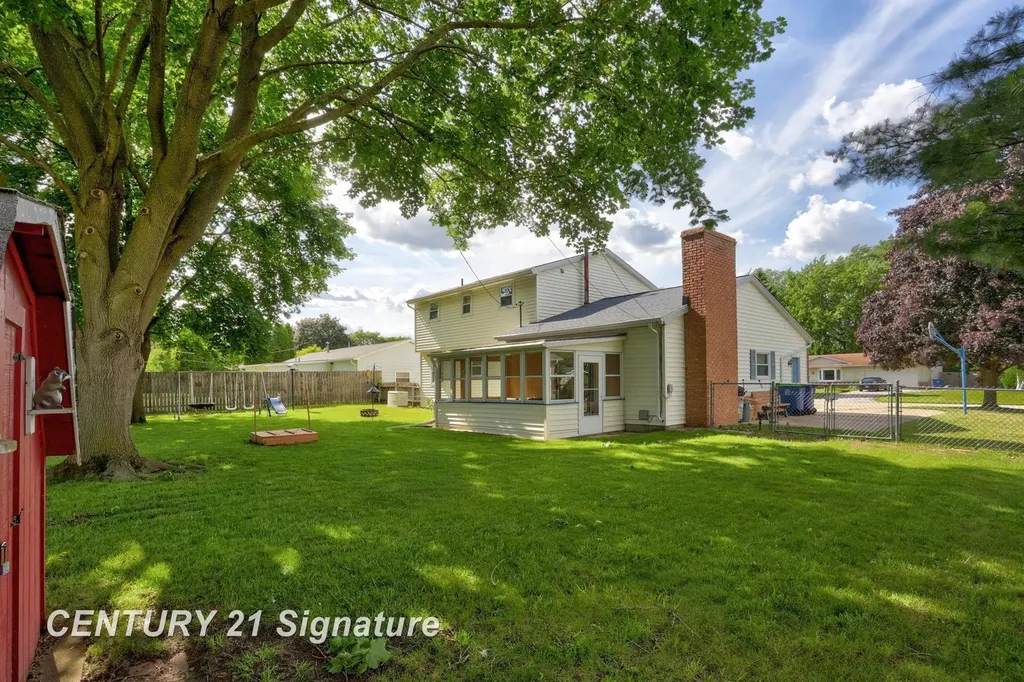 2153 Starlite Drive Saginaw Charter Township MI 48603