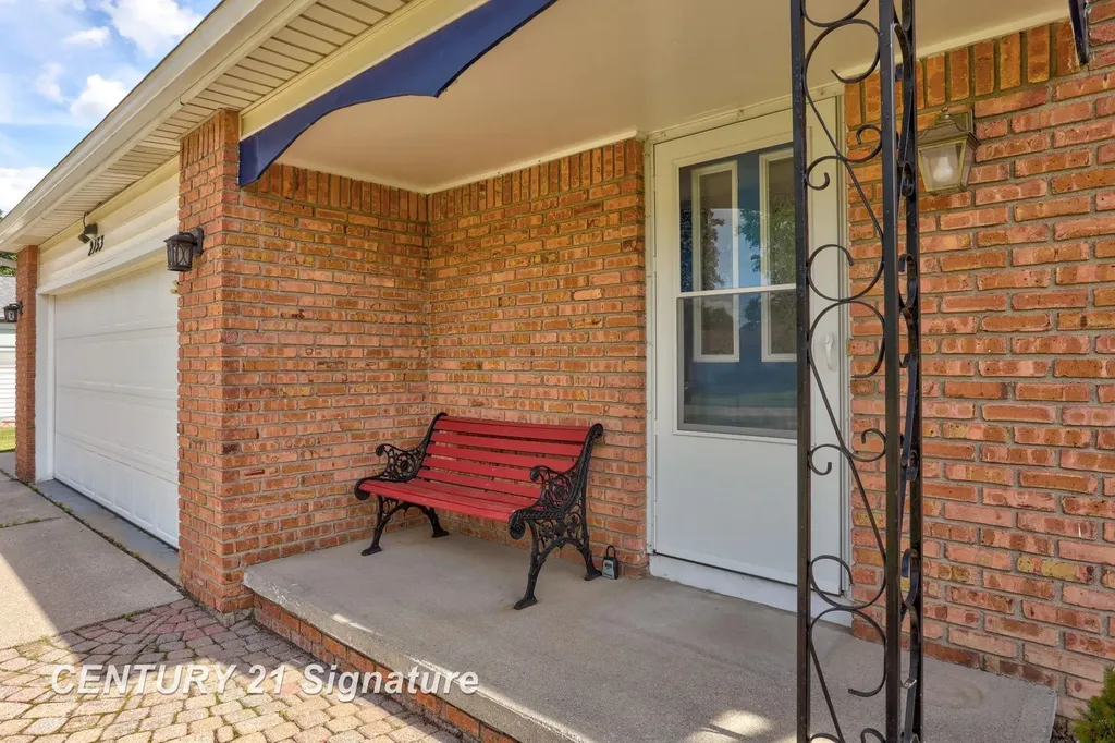 2153 Starlite Drive Saginaw Charter Township MI 48603