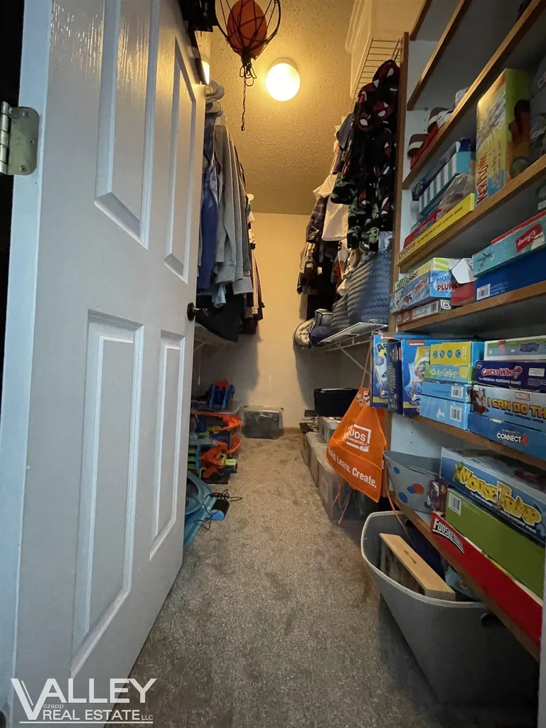 2853 Churchhill Lane Saginaw Charter Township MI 48603
