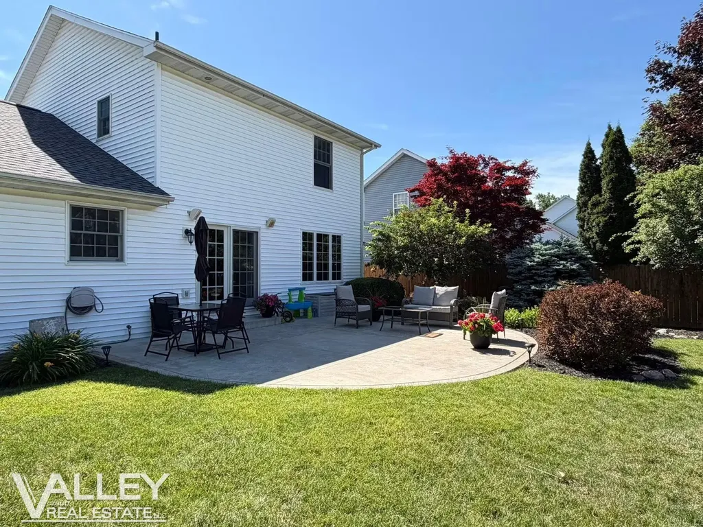 2853 Churchhill Lane Saginaw Charter Township MI 48603