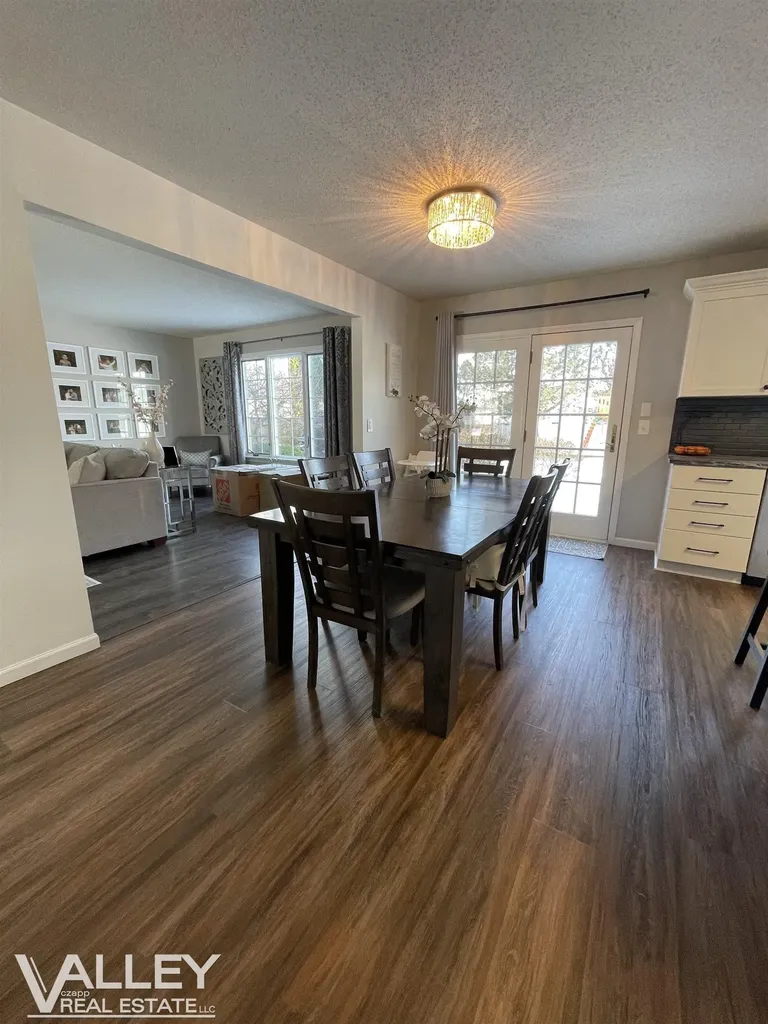 2853 Churchhill Lane Saginaw Charter Township MI 48603