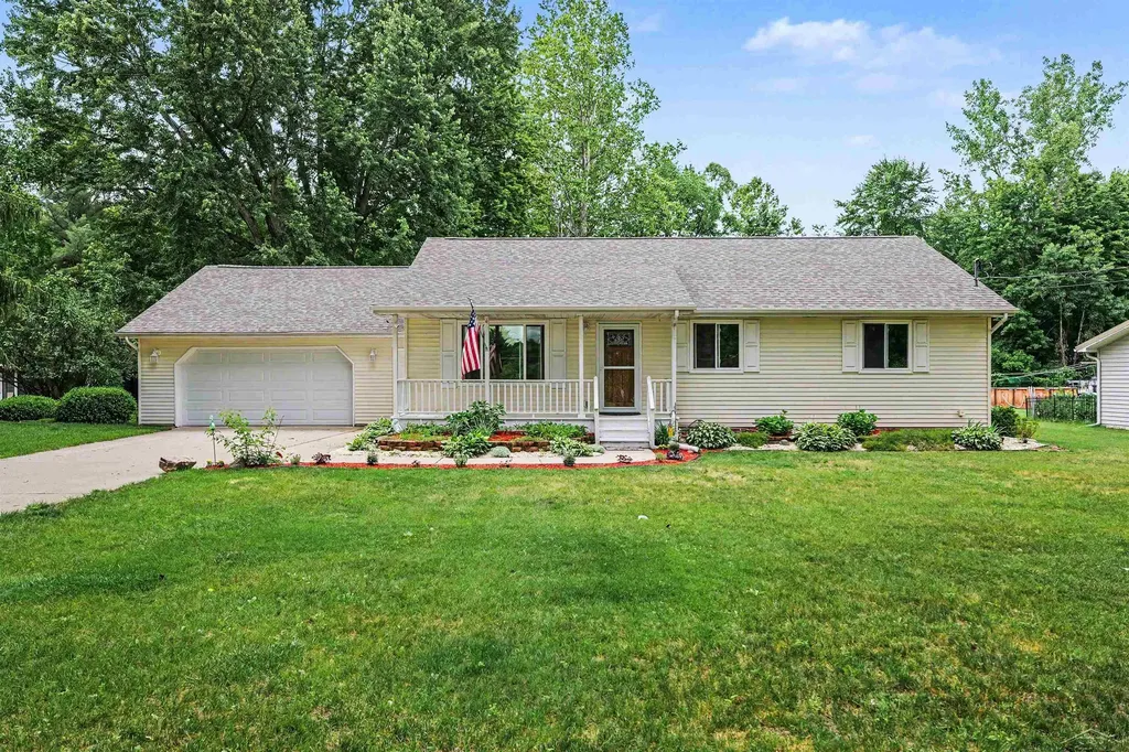 2440 Busch Road Taymouth Township MI 48415
