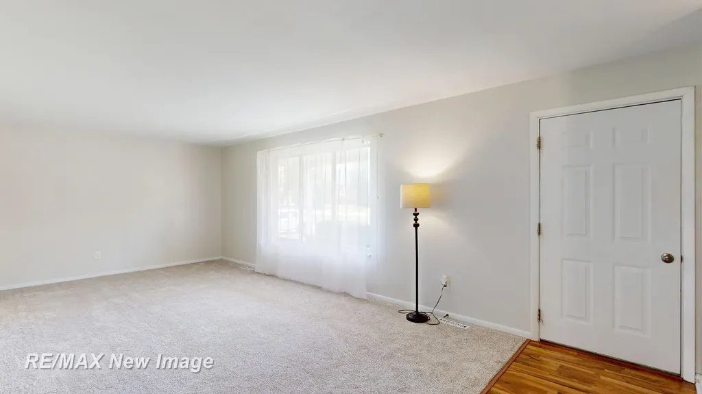 13060 N Linden Road Vienna Charter Township MI 48420