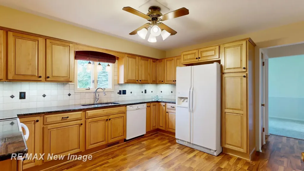 13060 N Linden Road Vienna Charter Township MI 48420