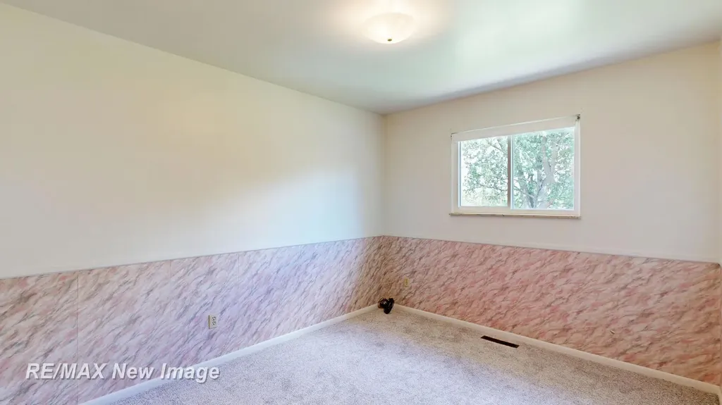 13060 N Linden Road Vienna Charter Township MI 48420