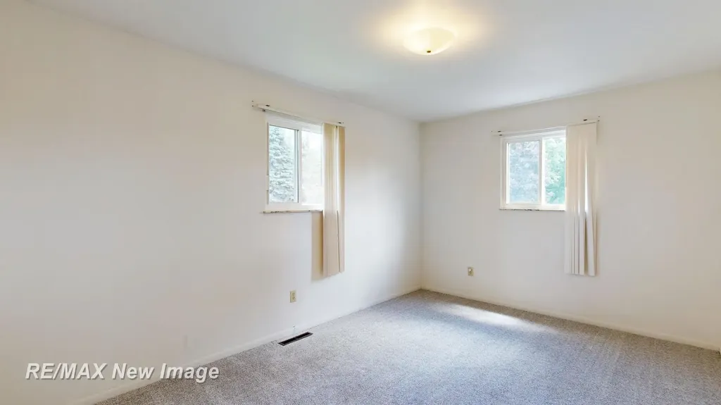 13060 N Linden Road Vienna Charter Township MI 48420
