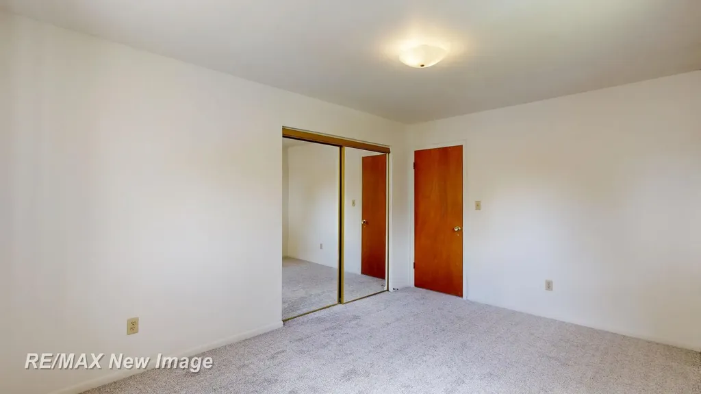 13060 N Linden Road Vienna Charter Township MI 48420