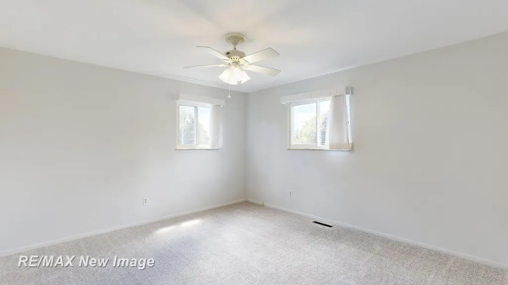 13060 N Linden Road Vienna Charter Township MI 48420