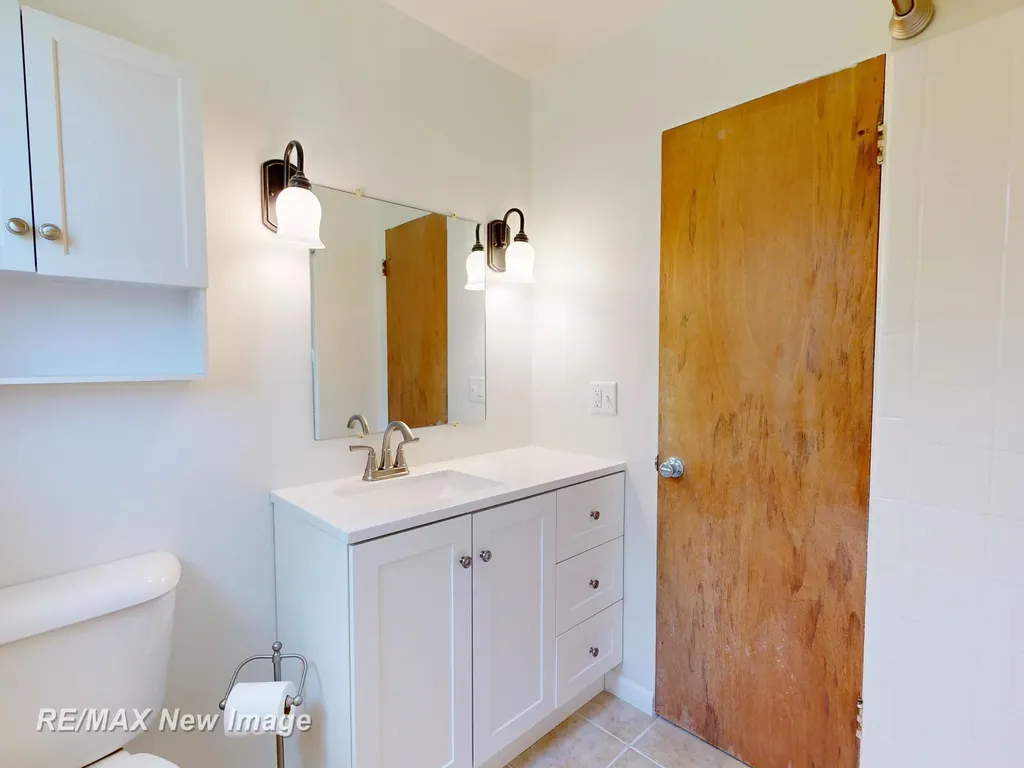 13060 N Linden Road Vienna Charter Township MI 48420