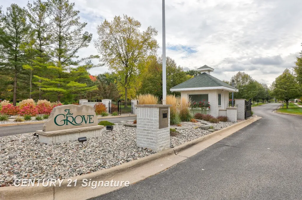 33 W Grove Court Thomas Township MI 48623