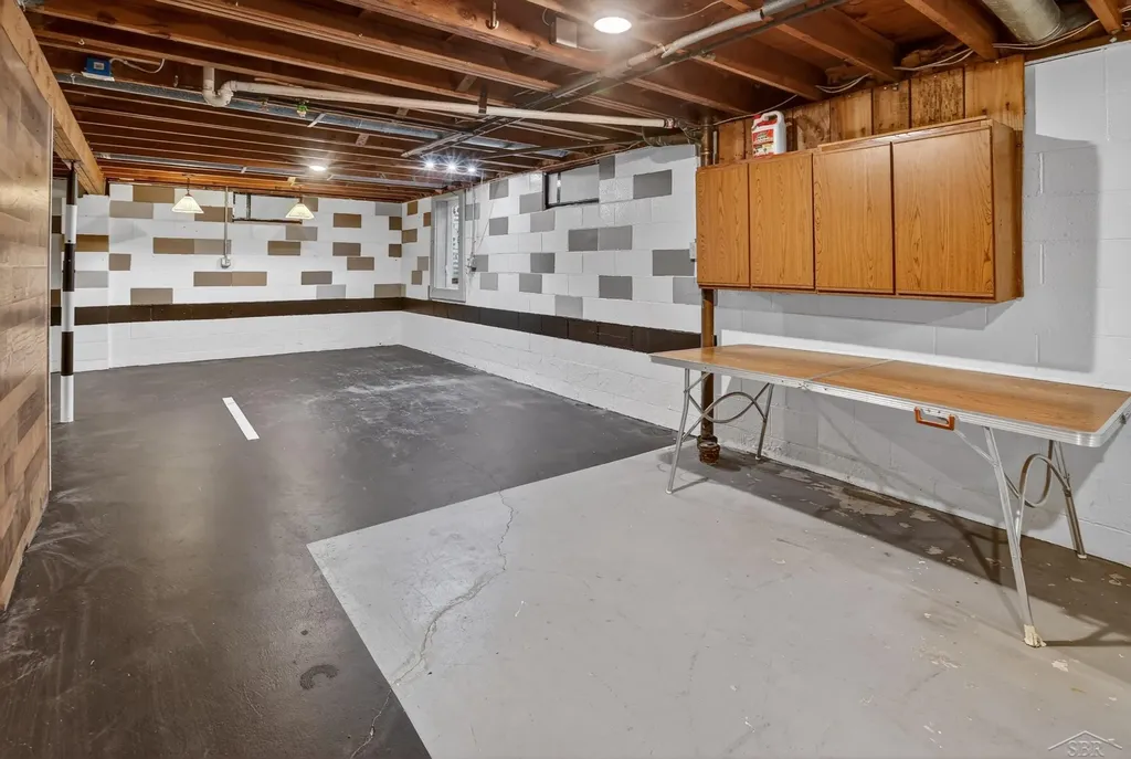 2835 Clayburn Road Saginaw Charter Township MI 48603