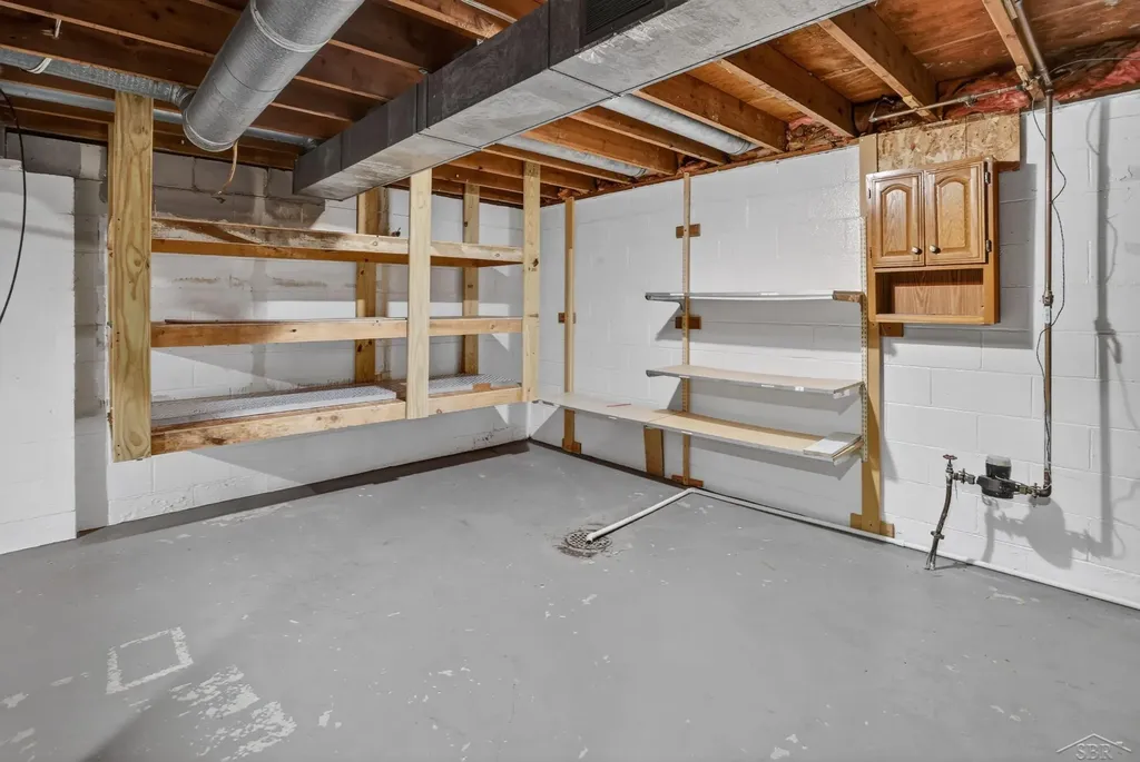 2835 Clayburn Road Saginaw Charter Township MI 48603