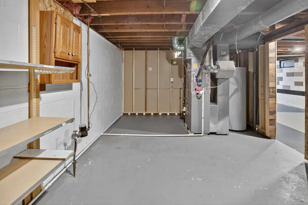 2835 Clayburn Road Saginaw Charter Township MI 48603