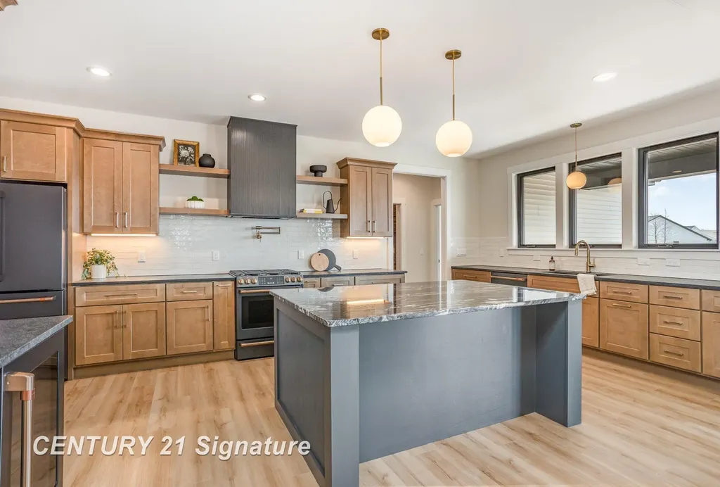33 W Grove Court Thomas Township MI 48623