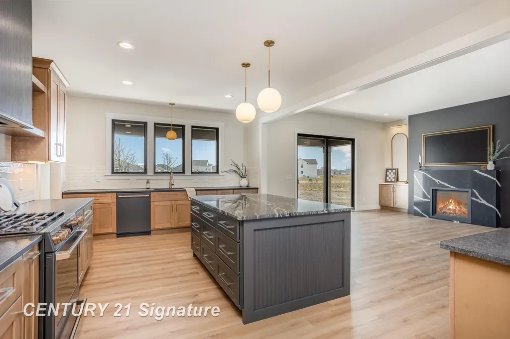 33 W Grove Court Thomas Township MI 48623