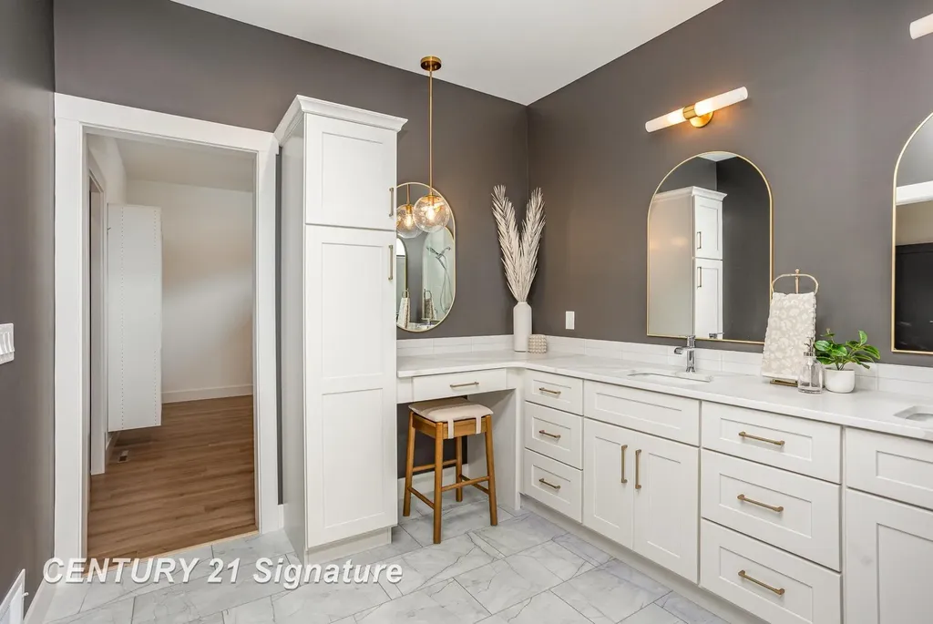 33 W Grove Court Thomas Township MI 48623
