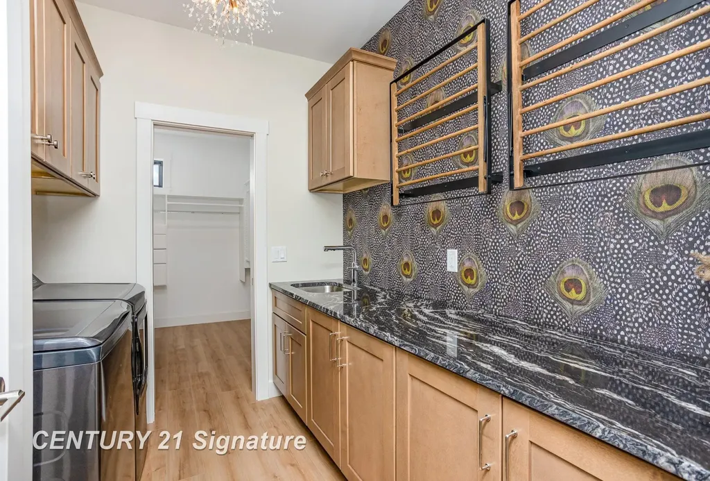 33 W Grove Court Thomas Township MI 48623