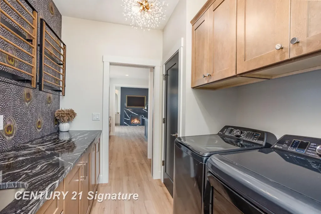 33 W Grove Court Thomas Township MI 48623