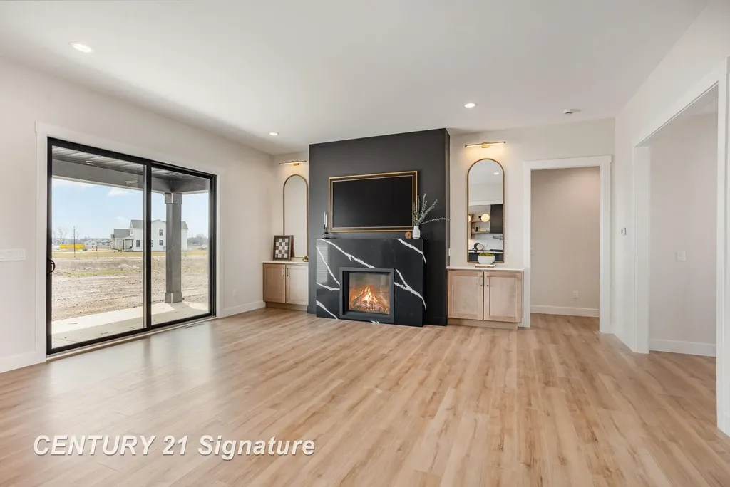 33 W Grove Court Thomas Township MI 48623