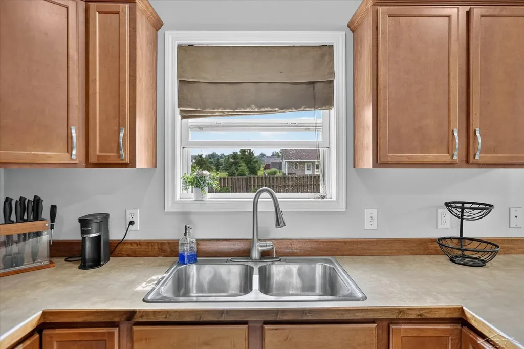 8914 Cottonwood Drive Tittabawassee Township MI 48623