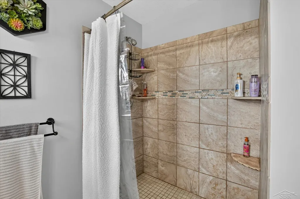 8914 Cottonwood Drive Tittabawassee Township MI 48623