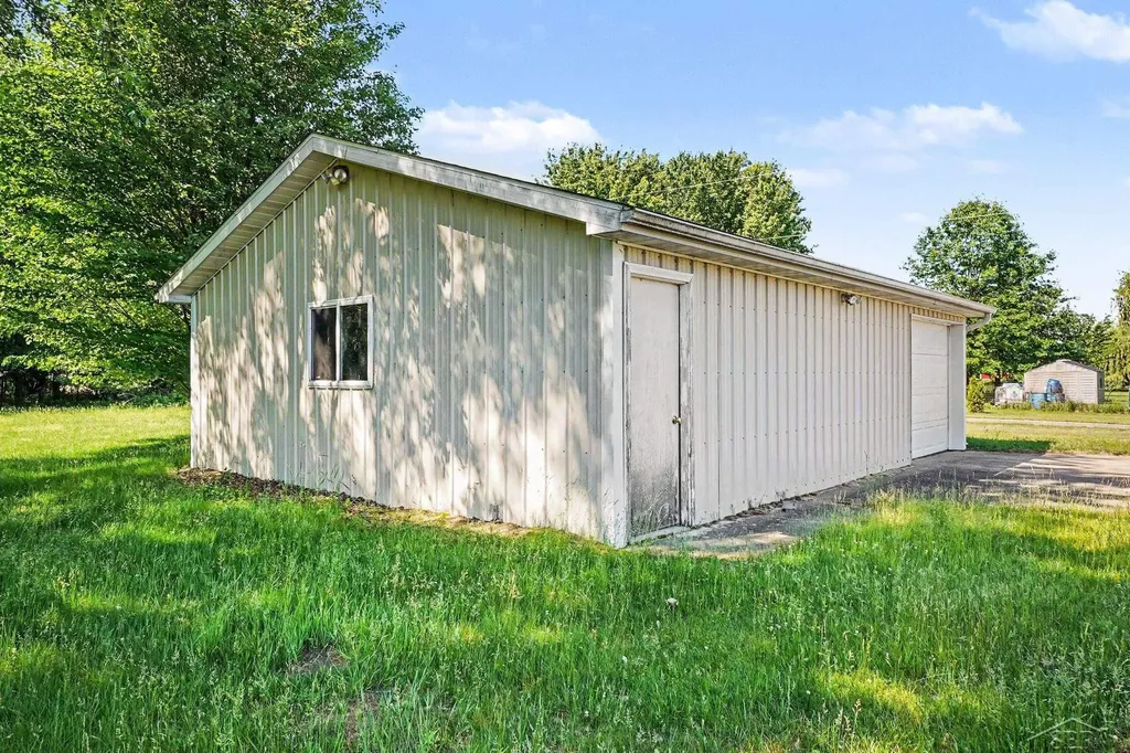 12725 Baldwin Drive Chesaning Township MI 48616