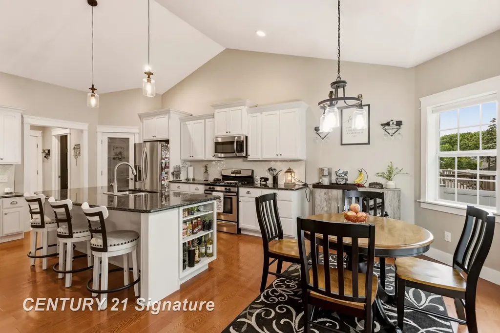 5178 Pebblestone Lane Saginaw Charter Township MI 48603