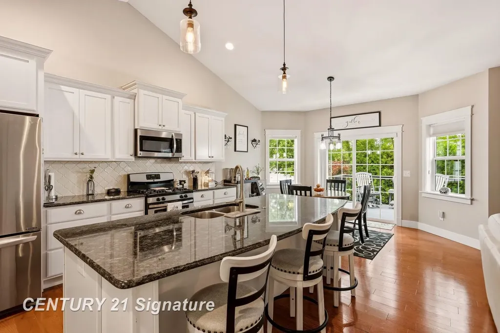 5178 Pebblestone Lane Saginaw Charter Township MI 48603