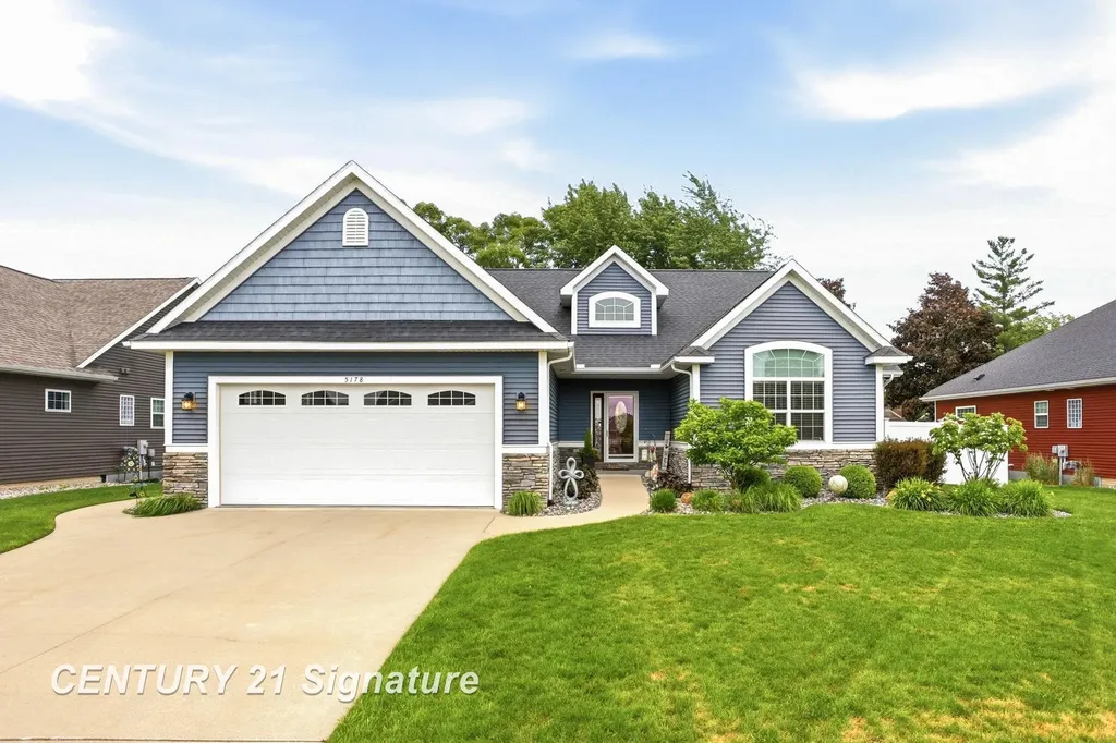 5178 Pebblestone Lane Saginaw Charter Township MI 48603