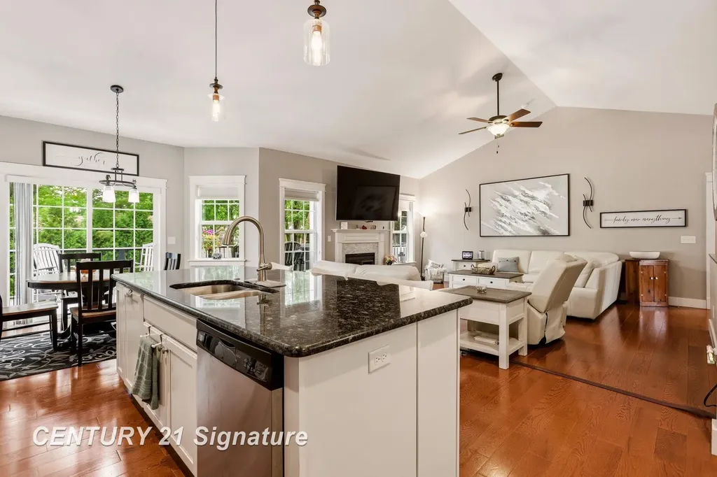 5178 Pebblestone Lane Saginaw Charter Township MI 48603