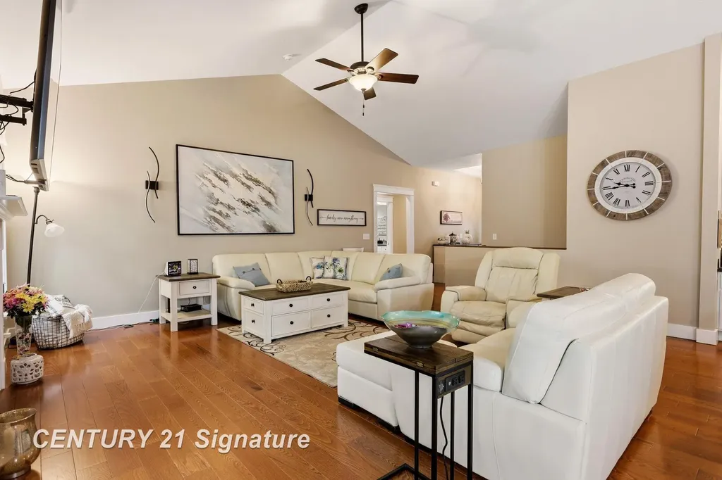 5178 Pebblestone Lane Saginaw Charter Township MI 48603
