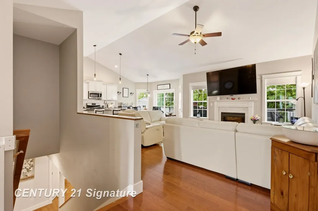 5178 Pebblestone Lane Saginaw Charter Township MI 48603
