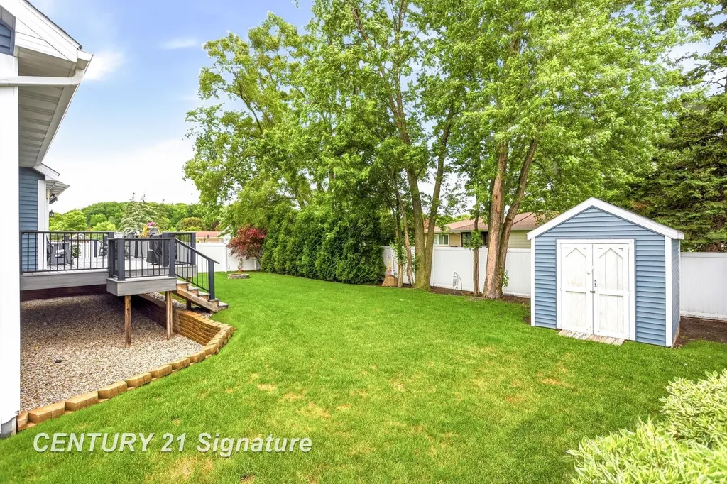 5178 Pebblestone Lane Saginaw Charter Township MI 48603