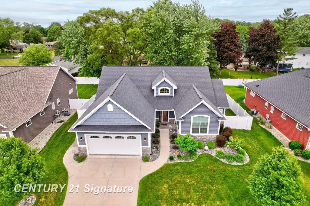 5178 Pebblestone Lane Saginaw Charter Township MI 48603