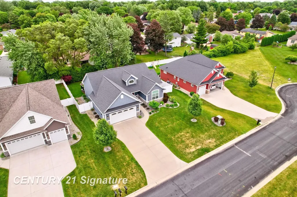 5178 Pebblestone Lane Saginaw Charter Township MI 48603