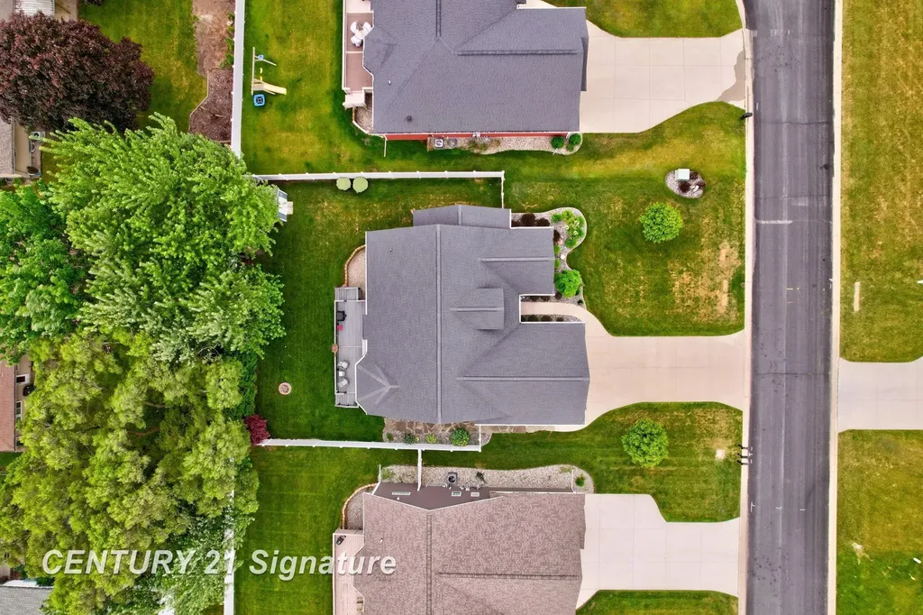 5178 Pebblestone Lane Saginaw Charter Township MI 48603
