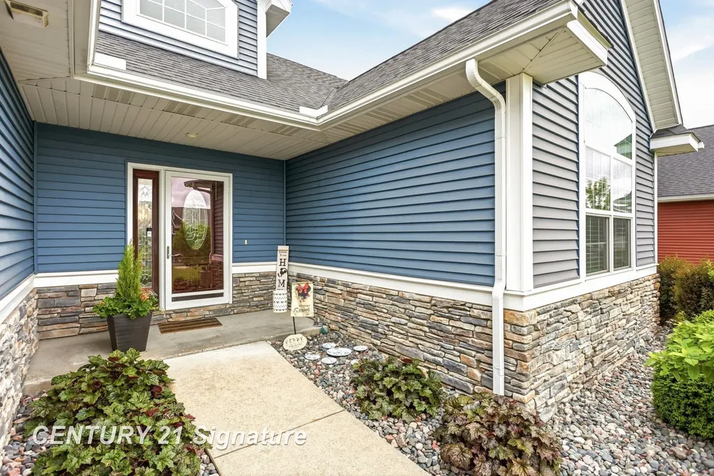5178 Pebblestone Lane Saginaw Charter Township MI 48603