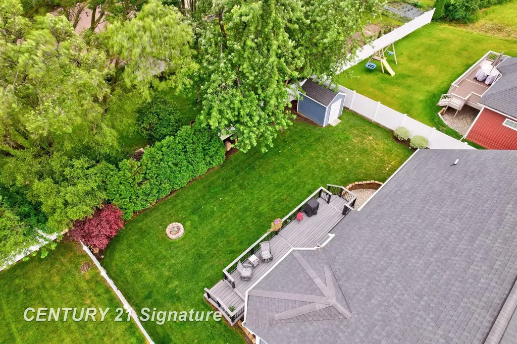 5178 Pebblestone Lane Saginaw Charter Township MI 48603