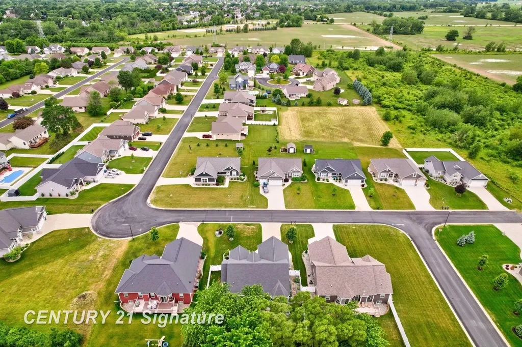 5178 Pebblestone Lane Saginaw Charter Township MI 48603