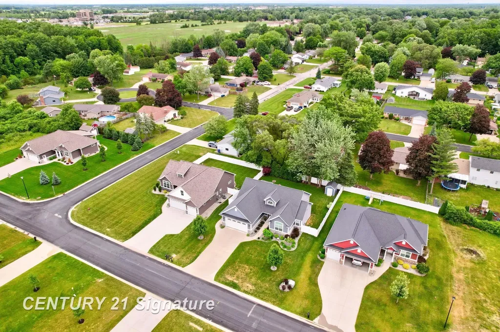 5178 Pebblestone Lane Saginaw Charter Township MI 48603