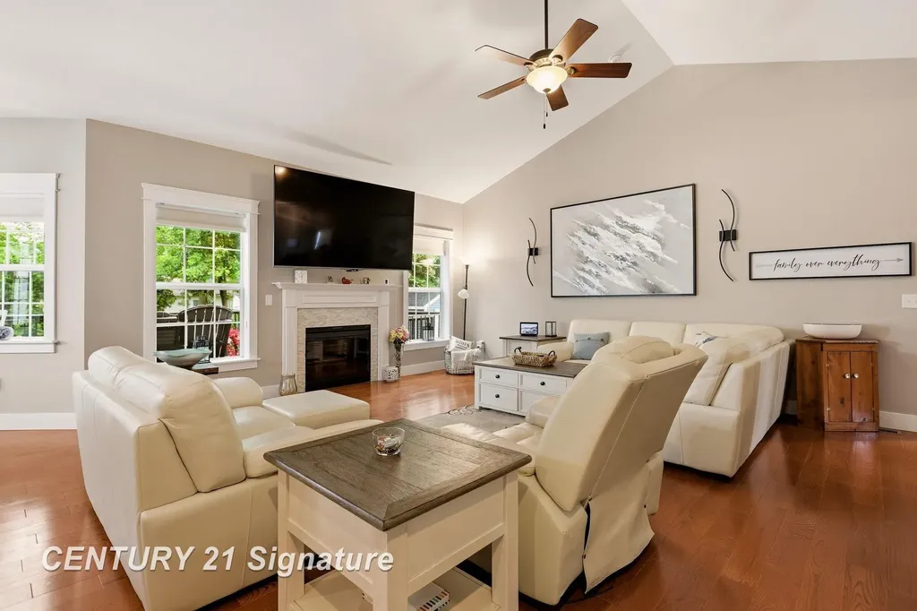 5178 Pebblestone Lane Saginaw Charter Township MI 48603