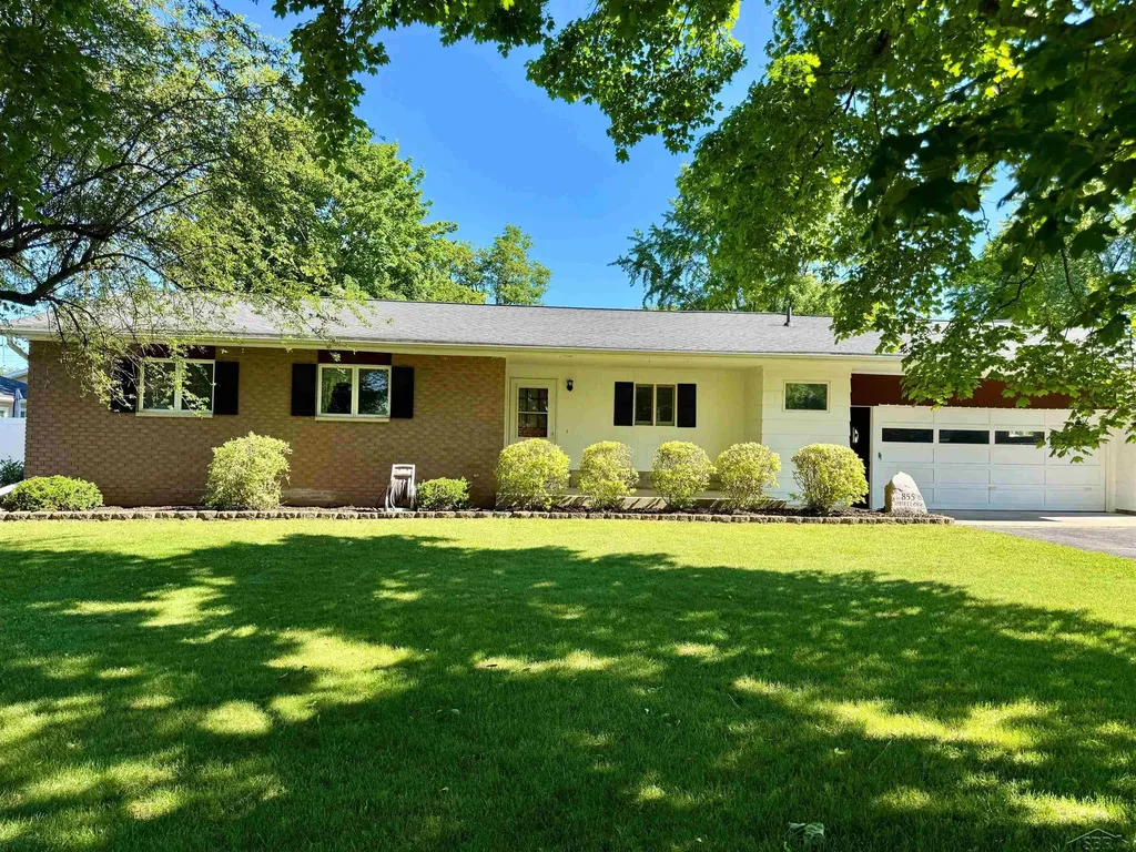 835 Wheelock Drive Tittabawassee Township MI 48623