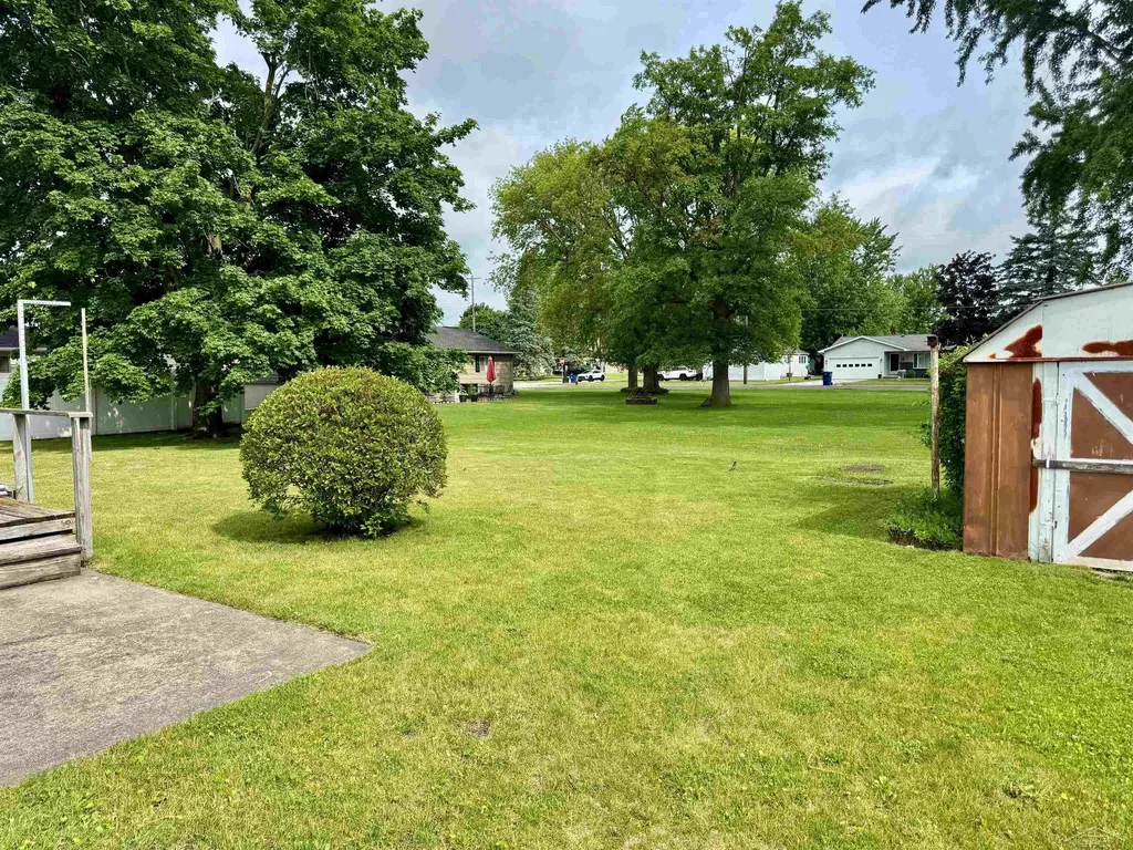 835 Wheelock Drive Tittabawassee Township MI 48623