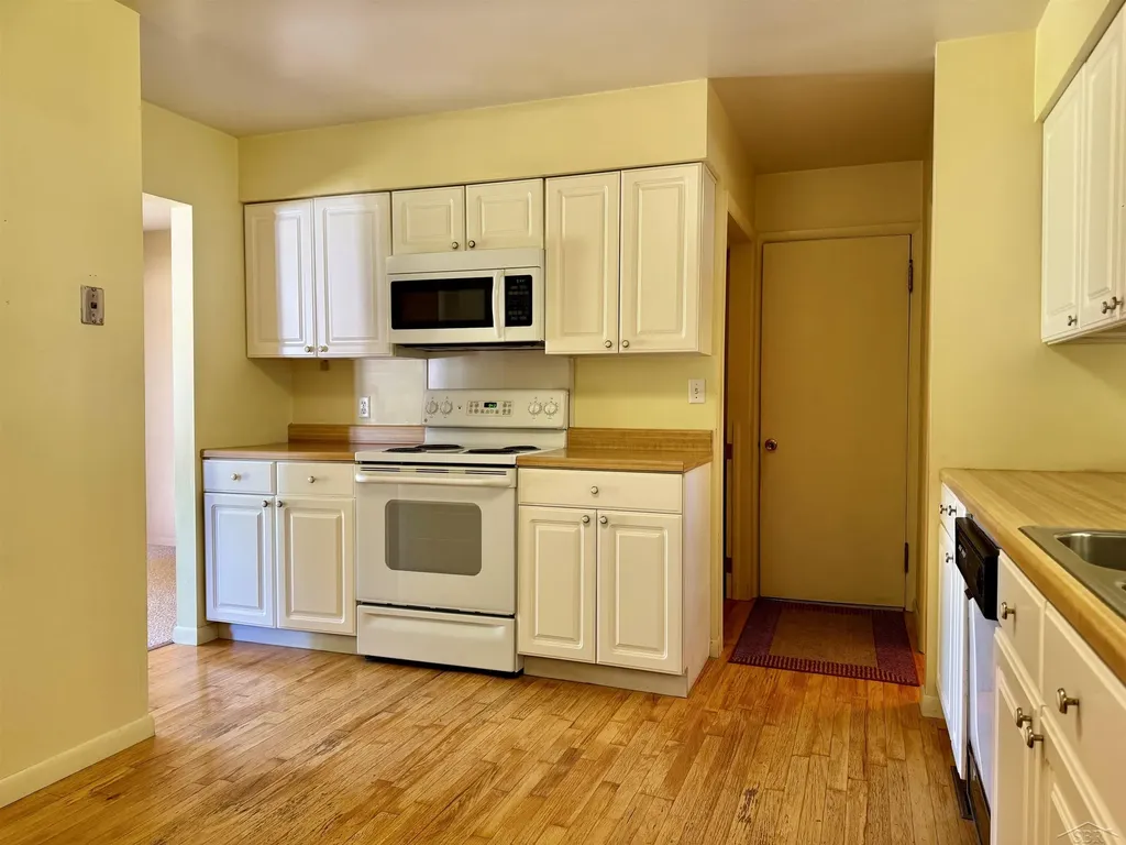 835 Wheelock Drive Tittabawassee Township MI 48623
