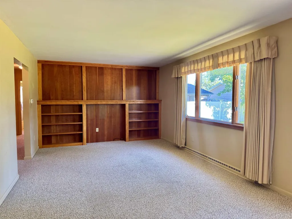 835 Wheelock Drive Tittabawassee Township MI 48623