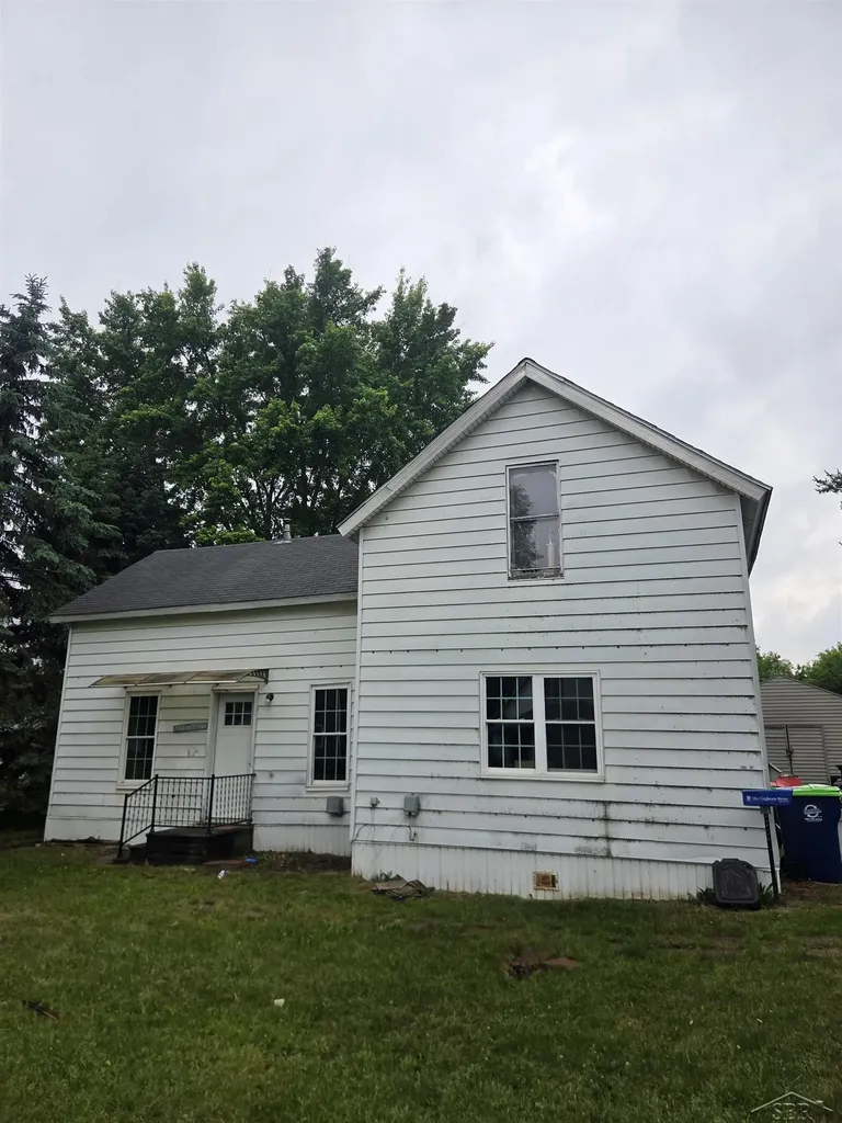 3177 Elm Street Carrollton Township MI 48604