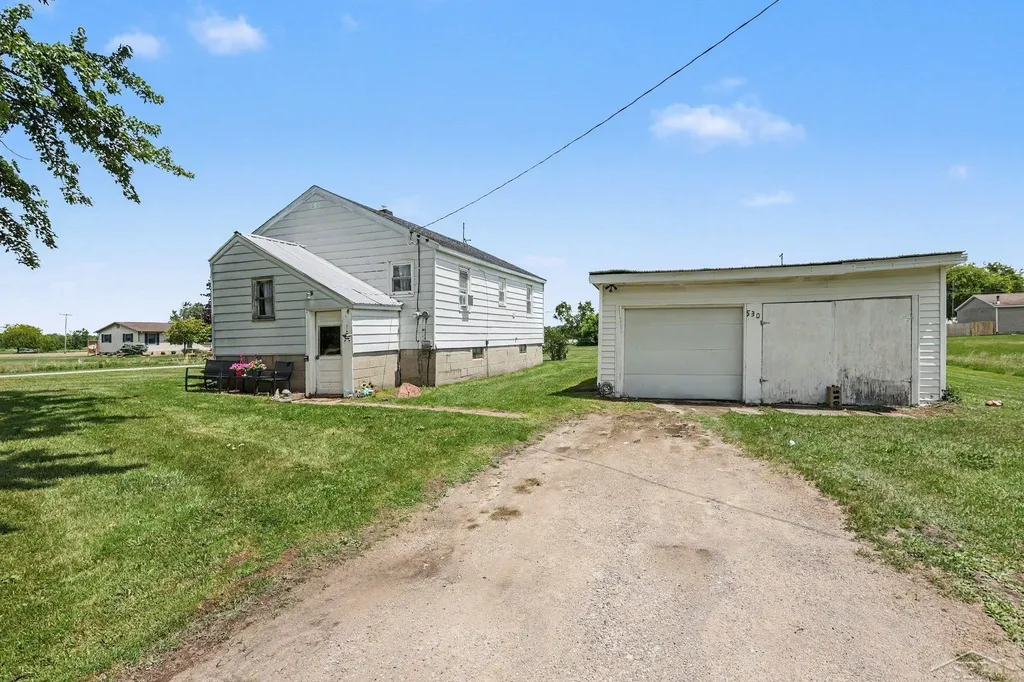 530 Crump Street Garfield Township MI 48634