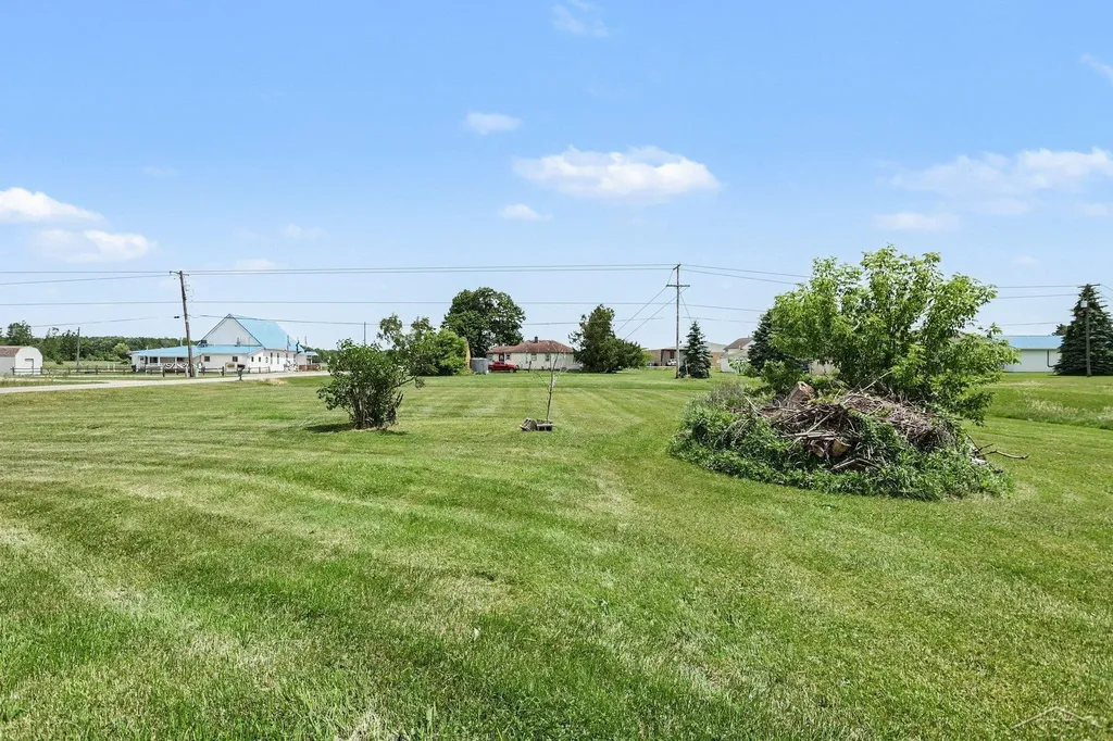 530 Crump Street Garfield Township MI 48634